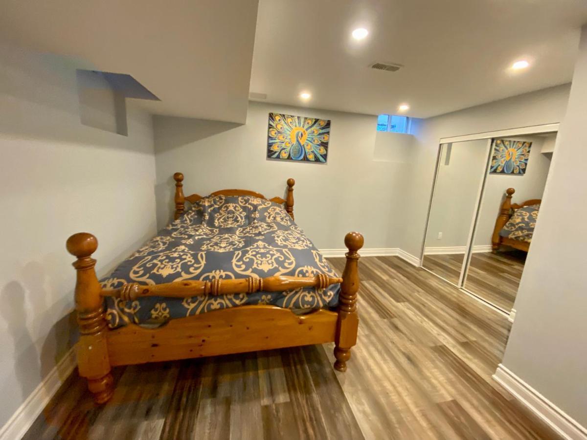 2 Bedroom With 2 Ensuites Unit In Ричмонд-Хилл Экстерьер фото
