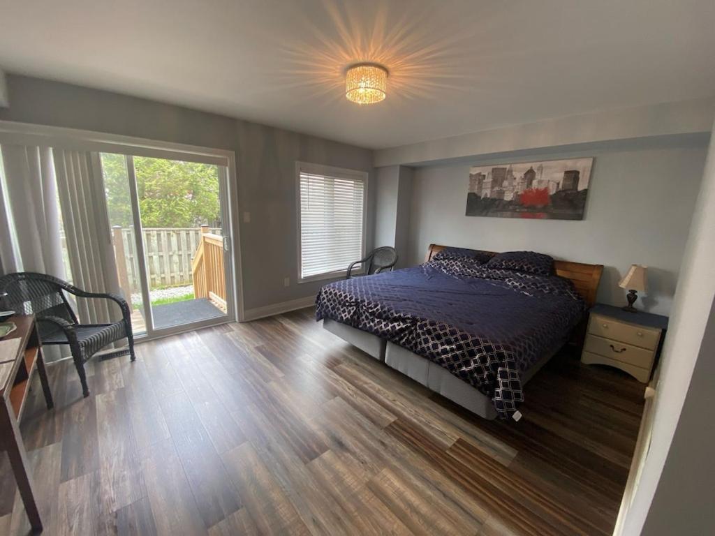 2 Bedroom With 2 Ensuites Unit In Ричмонд-Хилл Экстерьер фото